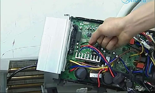 龙马潭美的空调电话是多少